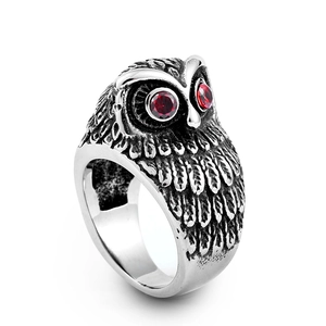 Anello Gufo in Acciaio Inossidabile Vintage per Uomo Donna Punk Retrò Forma Animale Occhi Zirconia Rossa Gioielli Biker
