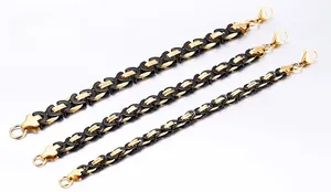 Vue détaillée de trois largeurs de bracelets de style byzantin en noir et doré élégant