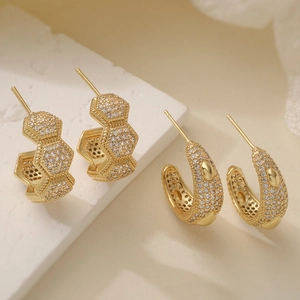 18K Gold Plated Copper Geometric C-Shape Stud Earrings Honeycomb Zircon Inlaid Elegant Earrings For Women Party Jewelry
