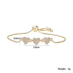 Détail du bracelet cœur plaqué or 18 carats avec zircons et dimensions du produit