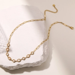 Schicke 18K vergoldete Edelstahlkette mit funkelnden Zirkonia-Anhängern für Damen