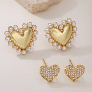 French Vintage 18K Gold Plated Copper Heart Stud Earrings With Faux Artificial Pearls Elegant Romantic Heart Shape Jewelry For Women Daily Wedding Gift