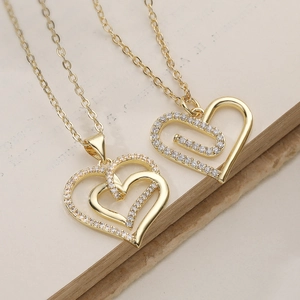 Collier Pendentif Cœur en Cuivre Plaqué Or Avec Micro Pave Zirconia Simple Élégant Chaîne de Clavicule Bijoux pour Femmes Quotidien