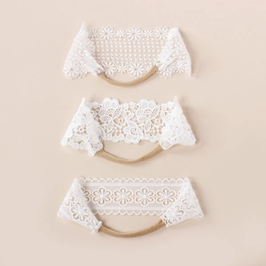 Détails de trois bandeaux de bébé en dentelle blanche avec ruban en nylon souple