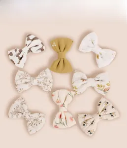 Lot de 8 barrettes à nœuds en coton pour filles dans des tons neutres et terreux