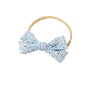 Baby Haarband mit Spitzen-Blumenbogen und elastischem Nylonband in Hellblau