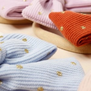 Bandeaux en nylon pour bébés avec nœuds en velours côtelé et pois dorés
