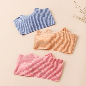 Lot de trois bandeaux pour bébé avec nœuds et rayures ondulées en bleu, orange et rose