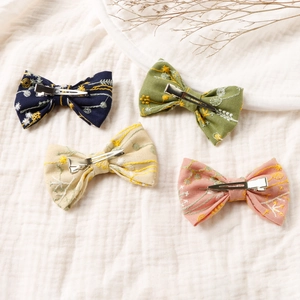 Lot de 4 barrettes à fleurs brodées en coton et lin aux couleurs pastel douces