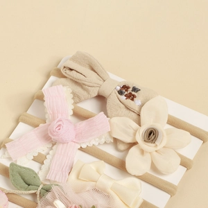 Détails de bandeaux élastiques bébé faits main avec noeuds en dentelle et fleurs