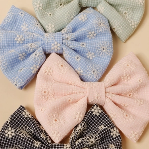 Barrettes à cheveux à nœuds avec broderie évidée en couleurs douces pour filles