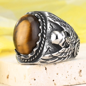 Vintage Herrenring aus Titanstahl mit ovalem Tigerauge-Stein, Totenkopf und Flügeln