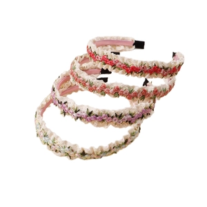 Lot de quatre serre-têtes en dentelle brodée de fleurs pour filles aux tons pastel