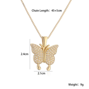 Spécifications de taille pour collier pendentif papillon doré 18 carats avec zircons