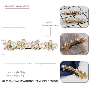 Barrette à ressort élégante en alliage doré avec perles blanches et fleurs en cristal