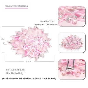 Pince à cheveux en acétate marbré rose avec strass, accessoire élégant de 7,7x5cm