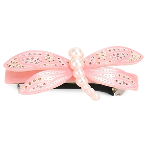 Détail de la pince à cheveux libellule avec strass roses et perles blanches nacrées
