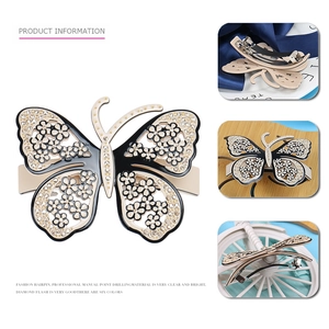 Barrette papillon évidée en acétate avec diamants tchèques et pince à ressort métallique