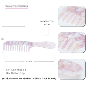 Pink marble acetate wide-tooth comb with handle, dimensioned 20.5cm hair accessory