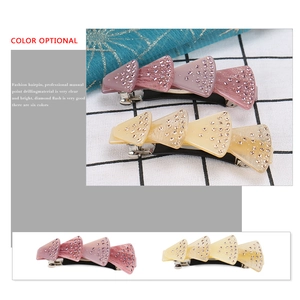 Japanese ocean style shell hair clip with rhinestones and spring clip in pastel colors