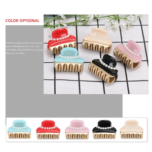 Mini hair claw clips with pearls and gold-plated teeth in assorted colors for women