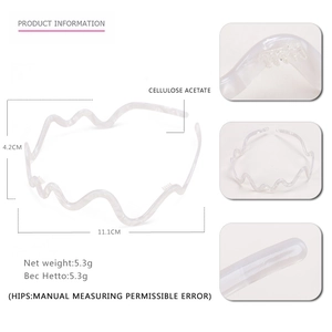 Minimalist S-shaped cellulose acetate wave headband with anti-slip comb teeth in milky white