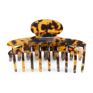 Classic tortoiseshell acetate hair claw clip with large leopard print for women