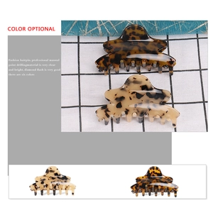 Minimalist leopard print acetate hair claw clip with shell texture for women styling