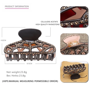 Pince à cheveux évidée en acétate de cellulose avec strass, taille 8,9cm x 4,8cm et 23,8g