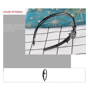 Elegante cerchietto sottile nero con stelle di strass scintillanti in sei colori