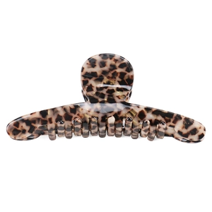 Classic large tortoiseshell claw clip for women made of premium glossy acetate material