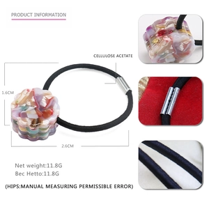 Petal-shaped acetate hair tie with high-elastic band and marbled texture design