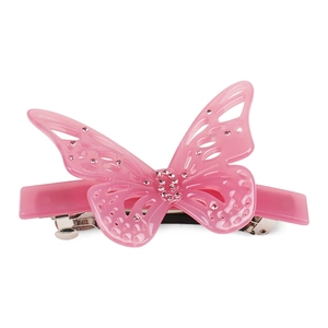 Detail der rosa Schmetterling Haarklammer mit Hohlmustern und funkelnden Strasssteinen