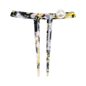 Minimalist U-shaped acetate hair pin with tortoise pattern and elegant white pearl detail
