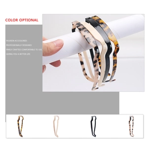 Serre-têtes antidérapants style lunettes de soleil carrées avec motifs écaille et léopard
