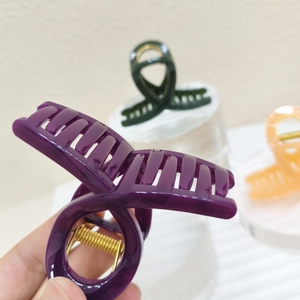 Lot de pinces à cheveux minimalistes en violet, vert et orange avec ressort doré