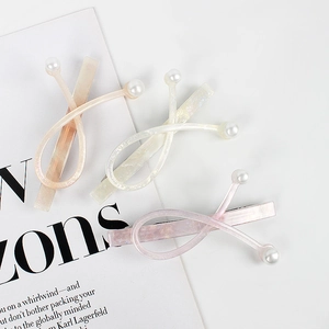 Elegant Acetate Hair Clip Elegant Twist Loop Barrette With Artificial Pearl Decoration Shimmer Texture Side Clip For Women Daily Styling Hair Accessories