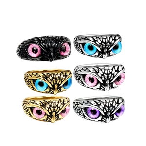Set di anelli vintage a forma di occhio di gufo in acciaio oro argento nero con pupille