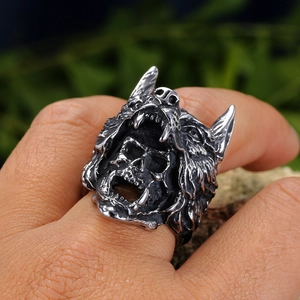 Gothic wolf head ring with skull detail in vintage silver stainless steel for men