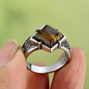 Men's vintage titanium steel ring with square tiger's eye stone and floral carving
