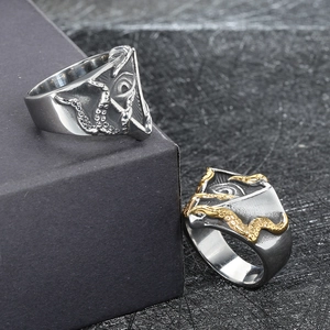 Men's Cthulhu octopus eyes rings in stainless steel with vintage carved relief detail