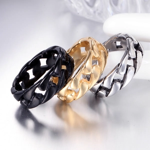 Bagues gourmette pour hommes en acier inoxydable de couleurs noir, or et argent
