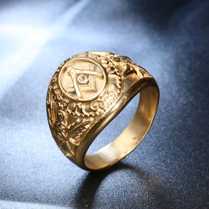 Vintage gold Freemason stainless steel ring for men with intricate engraved side patterns