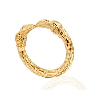 Vintage punk stainless steel ring with golden dual beast heads and scaled relief texture