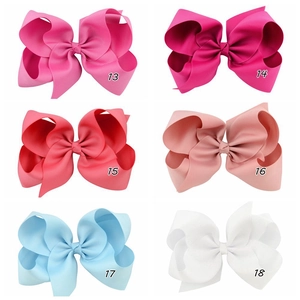 Lot de 6 nœuds papillon colorés en ruban gros-grain, présentation en matrice 3x2 sur blanc