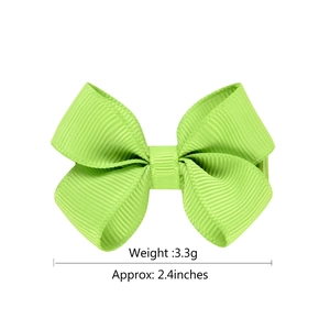 Pince à cheveux nœud en ruban gros-grain vert clair, largeur 6,1 cm, poids 3,3 g