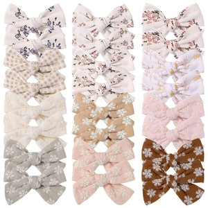 Handmade Floral Bow Hair Clips For Girls Cotton Linen Embroidered Daisy Hairpins Sweet Pastoral Hair Accessories