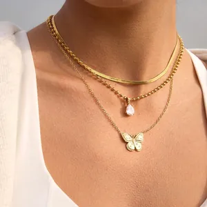 Collier Pendentif Papillon en Acier Inoxydable pour Femme Chaîne Serpent Multicouche Étanche Bijoux en Zircone Papillon