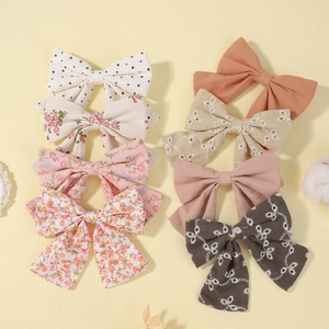 Set di 8 mollette per capelli con fiocco per bambini, stampe floreali e ricami