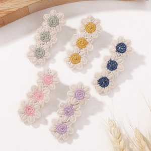 Lot de 5 barrettes à fleurs tricotées pour filles en diverses couleurs de Morandi